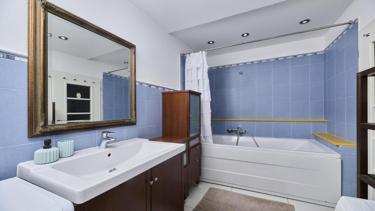 Apartment Iriska Novigrad Istria Εξωτερικό φωτογραφία